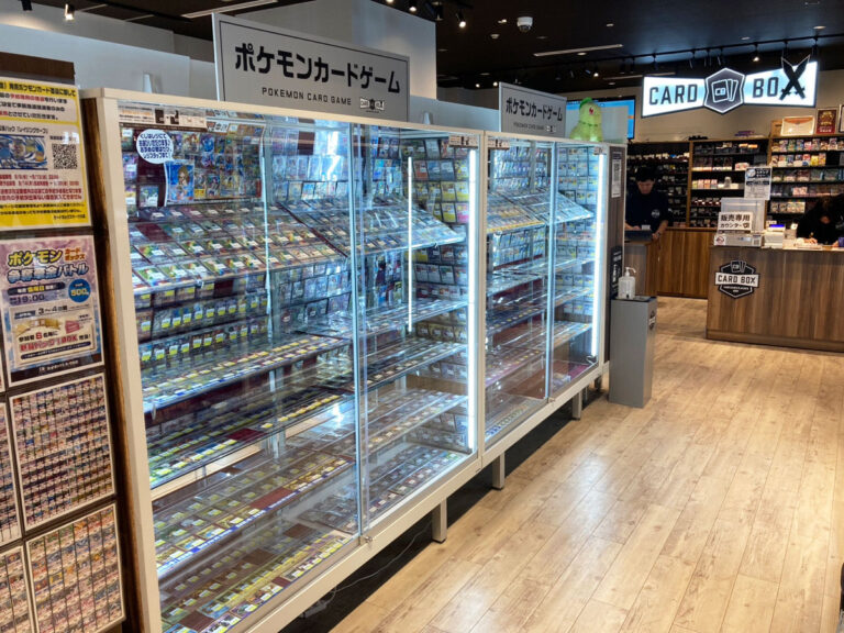 カードボックスオーサカ店 店内