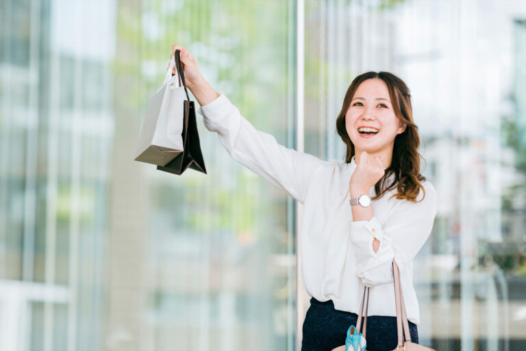 ブランドリユース市場の最新トレンドを象徴する若い世代の購買行動