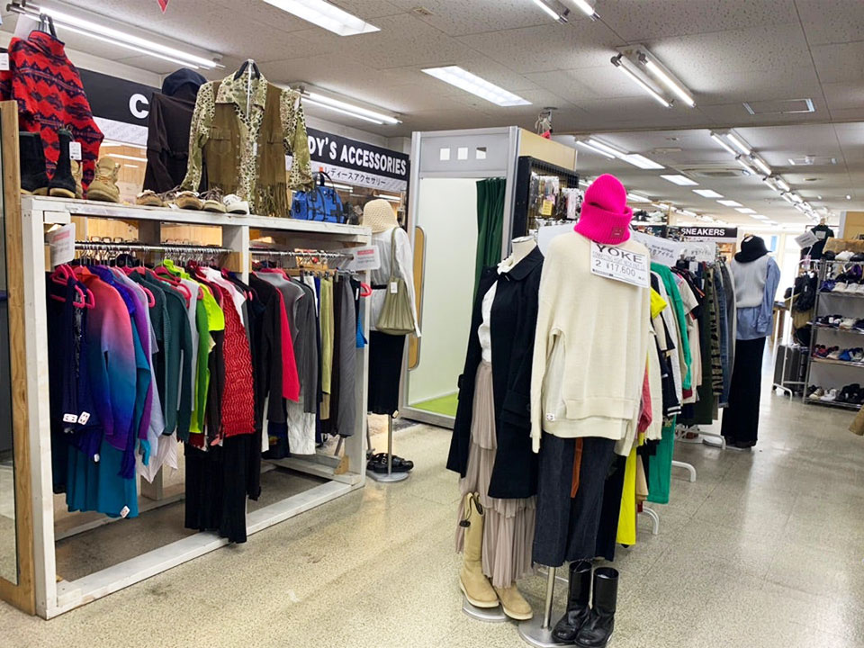 買取王国 港店 導入事例 3 買取王国港店_古着売場